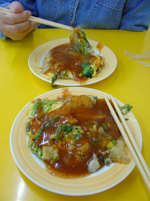O-tao (taro-oesteromelet) – โอต้าว (Thais gerecht)